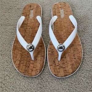 NWOT Michael Kors White Jet Set Jelly Coastal Flip Flops